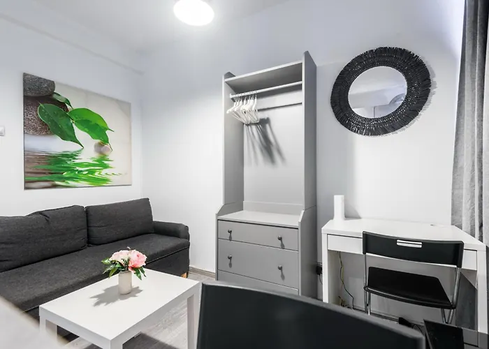 Guest - 4 ブカレスト